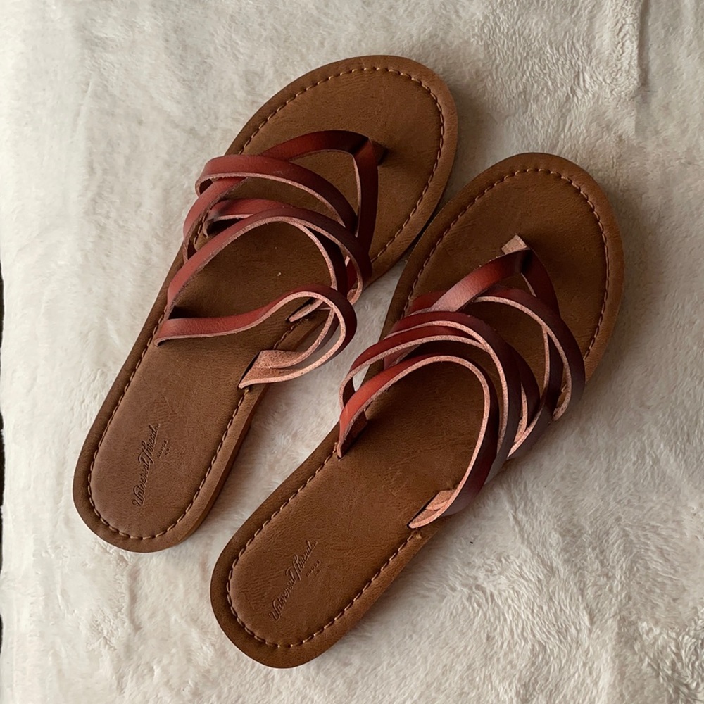 UNIVERSAL THREAD || strappy sandals!